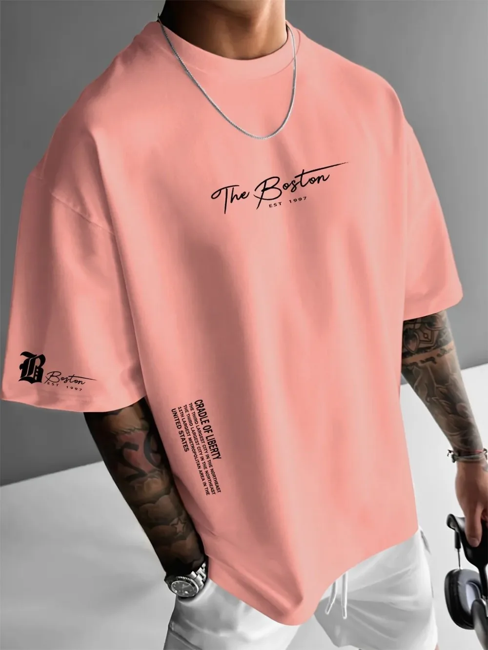 เสื้อยืดพิมพ์ลายตัวอักษรแบรนด์ - Streetwear Brand Top บทวิจารณ์และราคา