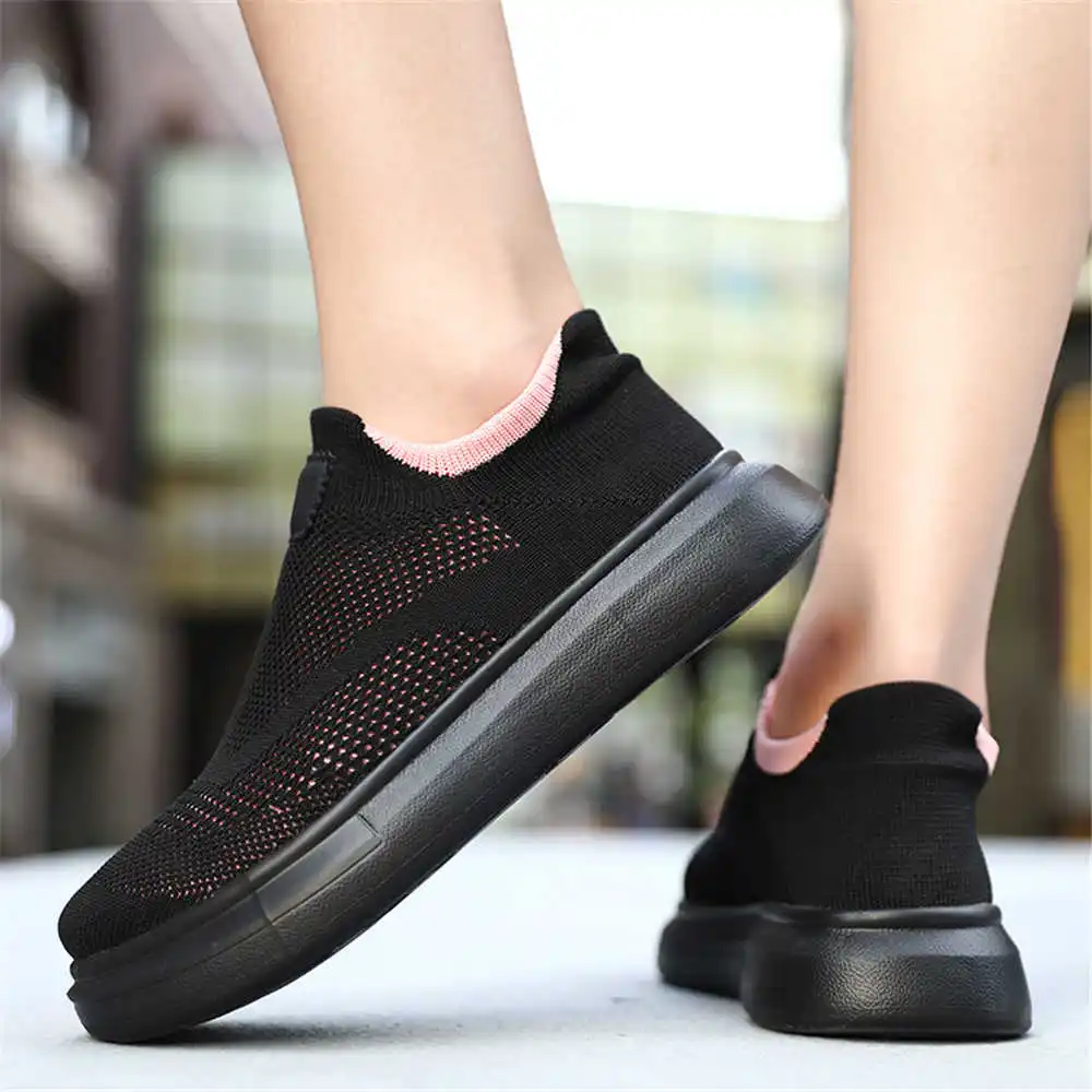 ถุงน่องแพลตฟอร์มรองเท้าสีน้ำตา - Best Streetwear Brand Uk บทวิจารณ์และราคา